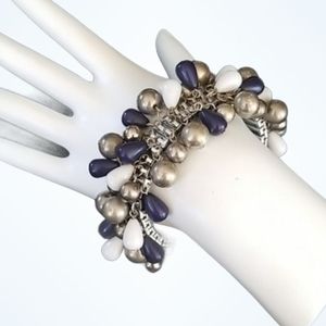 Vintage 1950s Mid Century Blue, White and Silvertone Beaded Cha Cha Bracelet